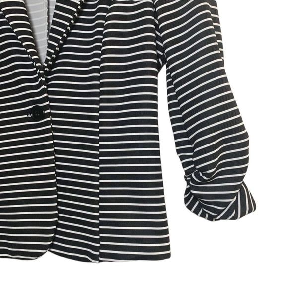 Black & White Striped Blazer with 3/4 Ruched Sleeves Large - Picture 3 of 6